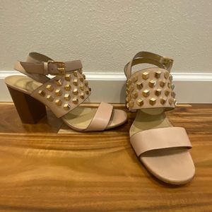 Michael Kors Women’s Nude & Gold Studded Heels w/Ankle Strap Size 7.5